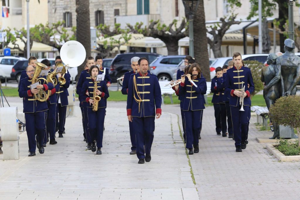 gradska glazba makarska